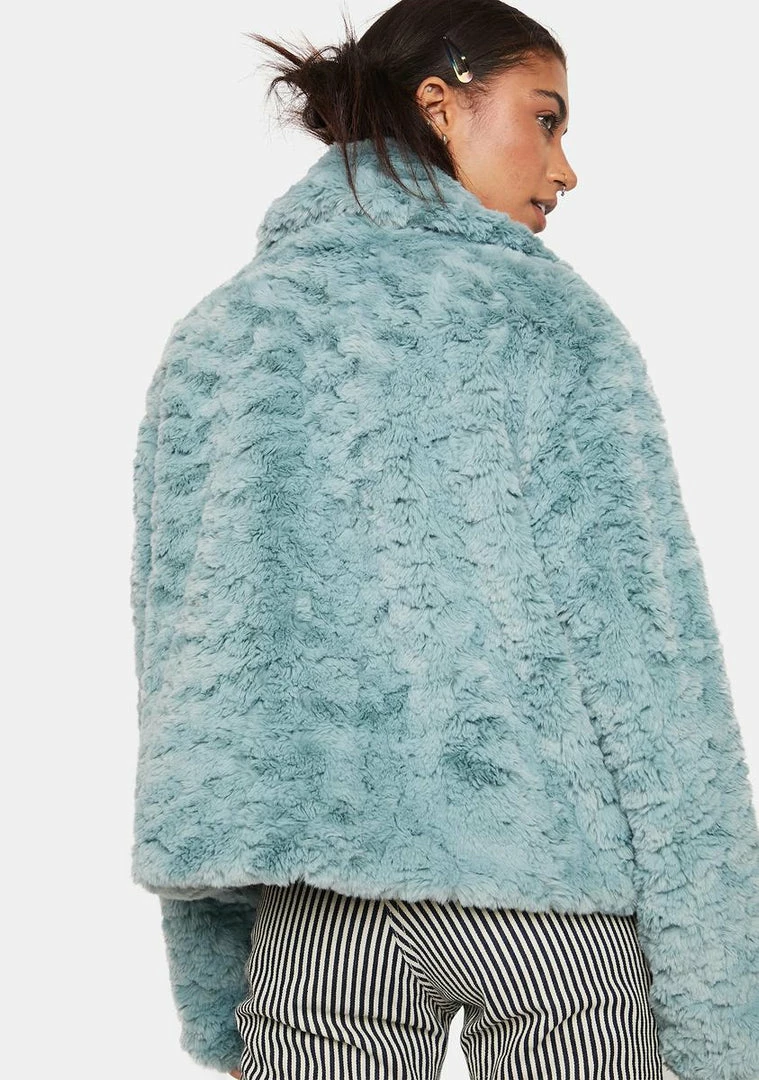 Brand new ๐ Noize Outerwear Serena Short Length Faux Fur ๐งฅ Coat ๐ฅฐ 6 Noize Outerwear Serena Short Length Faux Fur Coat