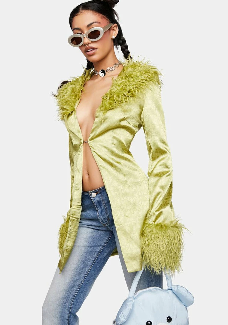Best reviews of ๐ Elsie & Fred Marla Sateen Faux Fur Collar And Cuffs Jacket Faux Fur Jacket ๐ 3 Elsie & Fred Marla Sateen Faux Fur Collar And Cuffs Jacket Faux Fur Jacket