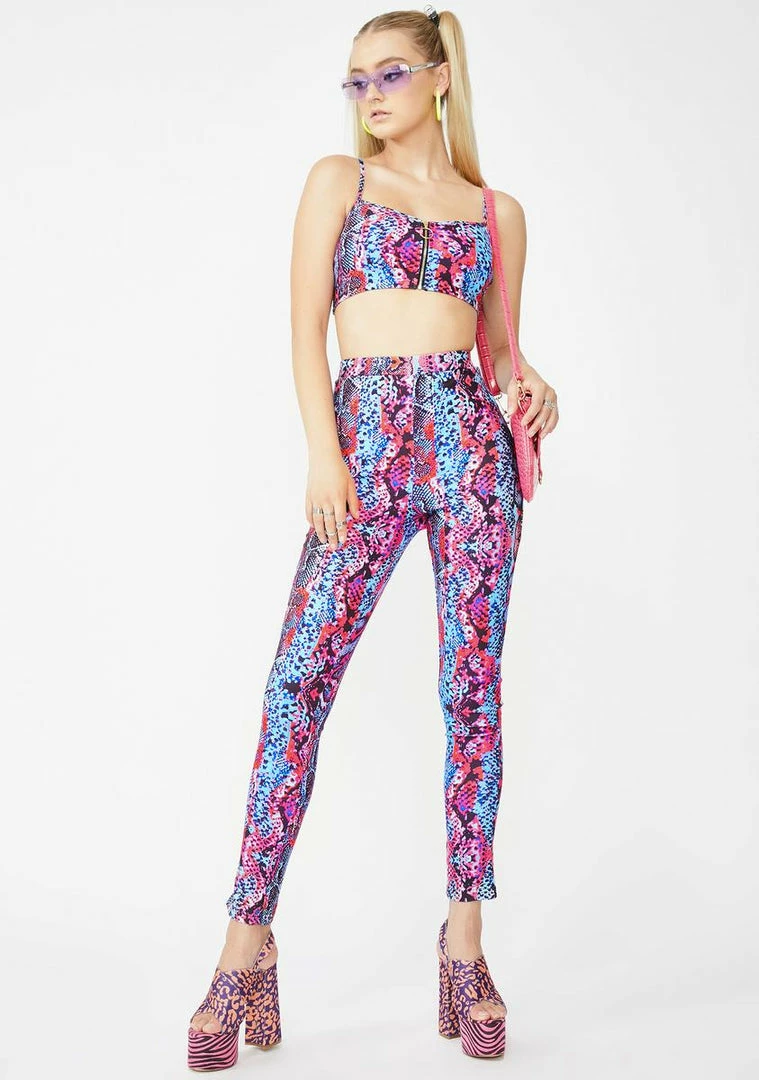 Promo โค๏ธ Elsie & Fred Bottoms Rodeo Blue Snakeskin Print Leggings ๐ 5 Elsie & Fred Bottoms Rodeo Blue Snakeskin Print Leggings