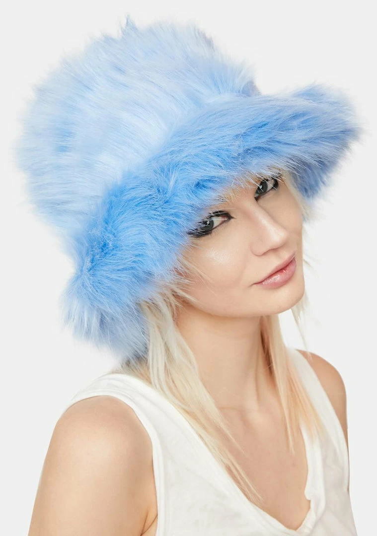 Wholesale 𧨠Elsie & Fred Super Fluffy Faux Fur Hat ⨠3 Elsie & Fred Super Fluffy Faux Fur Hat